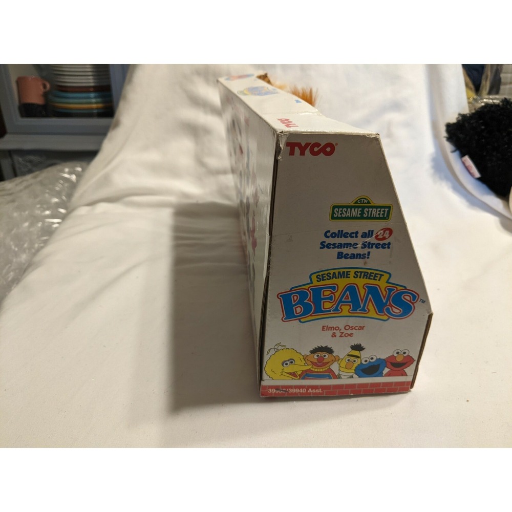 Vintage Tyco Sesame Street Beans Elmo Oscar And Zoe NIB - Picture 6 of 7